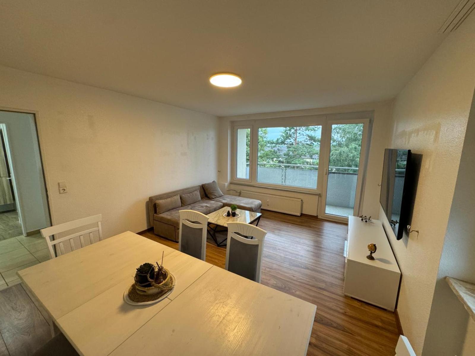 Sunshine Apartment *